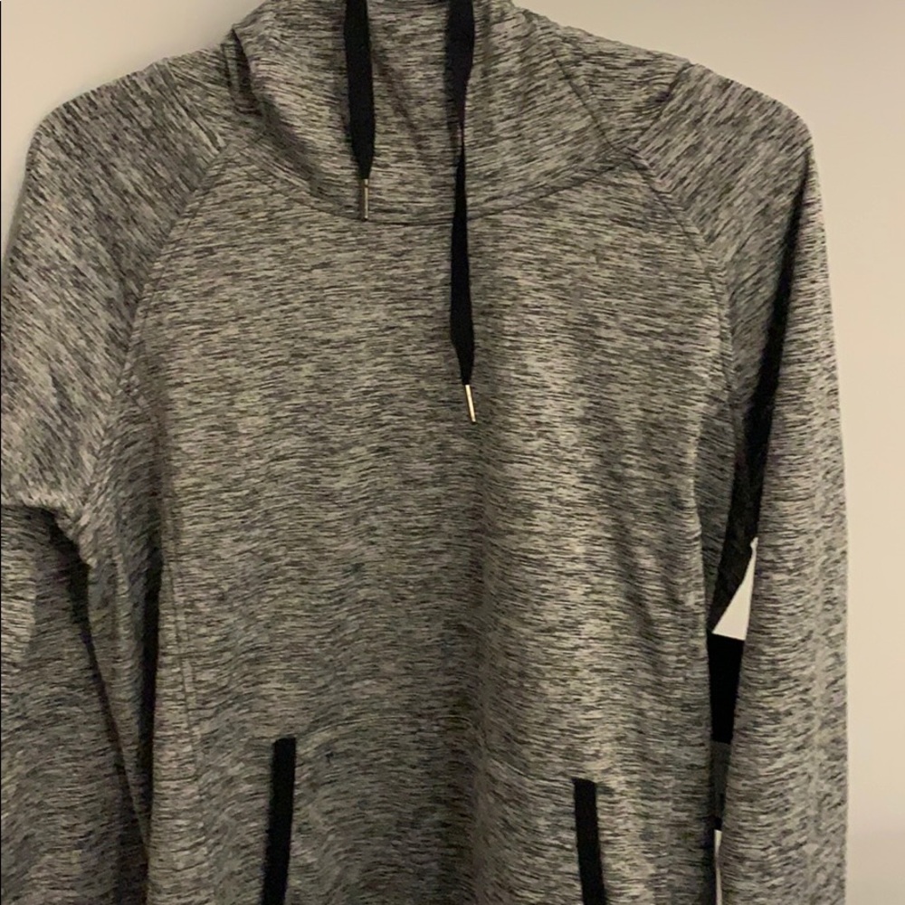 Pullover/hoodie